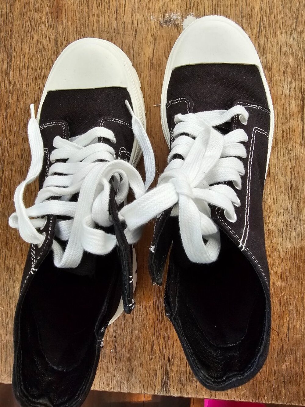Soda black/white high top sneakers, sz 7